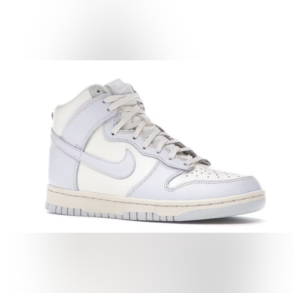 Nike Women Dunk High Football Gray - MINT Condition Size 6.5